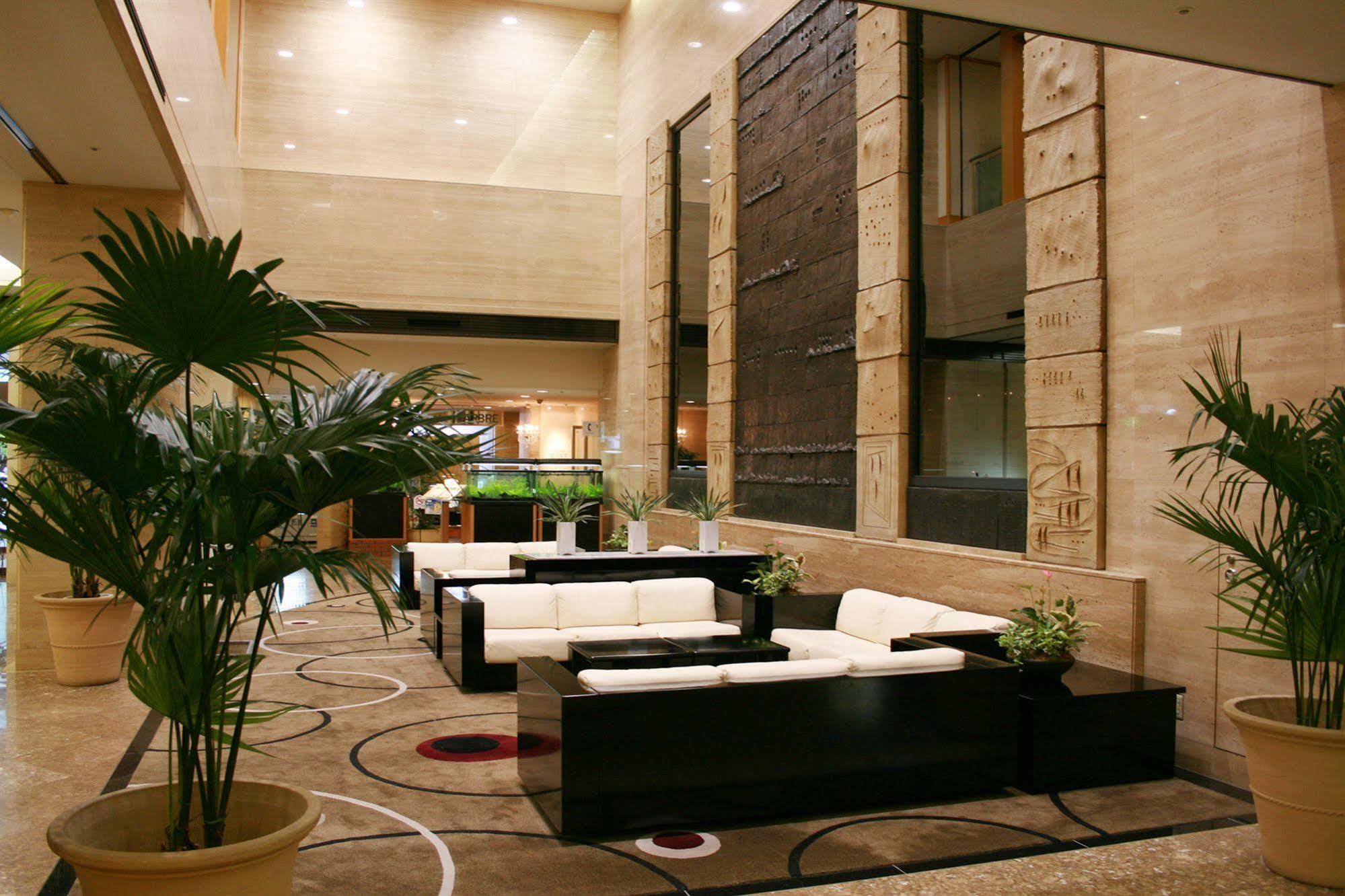 นาโกย่า การ์เด้น พาลส Hotel ภายนอก รูปภาพ
